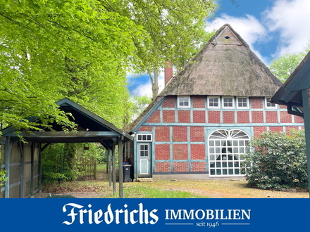 Attraktives Bauernhaus mit Nebengebäude im „Dornröschenschlaf“ in ruhiger Lage in Alfstedt-Geestland