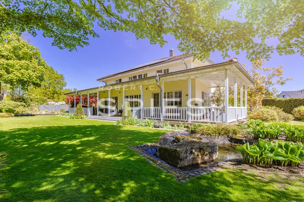 Real Estate Title Image Background