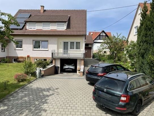 Ruhig gelegenes 2-Familien-Haus mit Scheune und großzügigem Garten