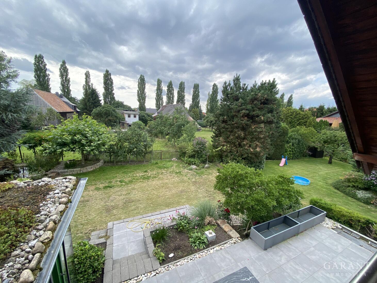 Großzügiges Zweifamilienhaus mit Wintergarten, Sauna, zwei Kaminen, Garage und schönem Grundstück – 04683 Ammelshain, 4683 Ammelshain – Vorschaubild 9