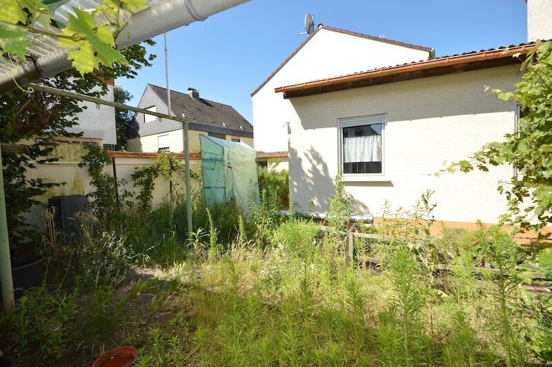 Falanga Immobilien - 1-2 Fam.Hs. mit vielfältigen Möglichkeiten & tollem Hof-/Gartenbereich in Bud. – 55257 Budenheim, 55257 Budenheim – Vorschaubild 18