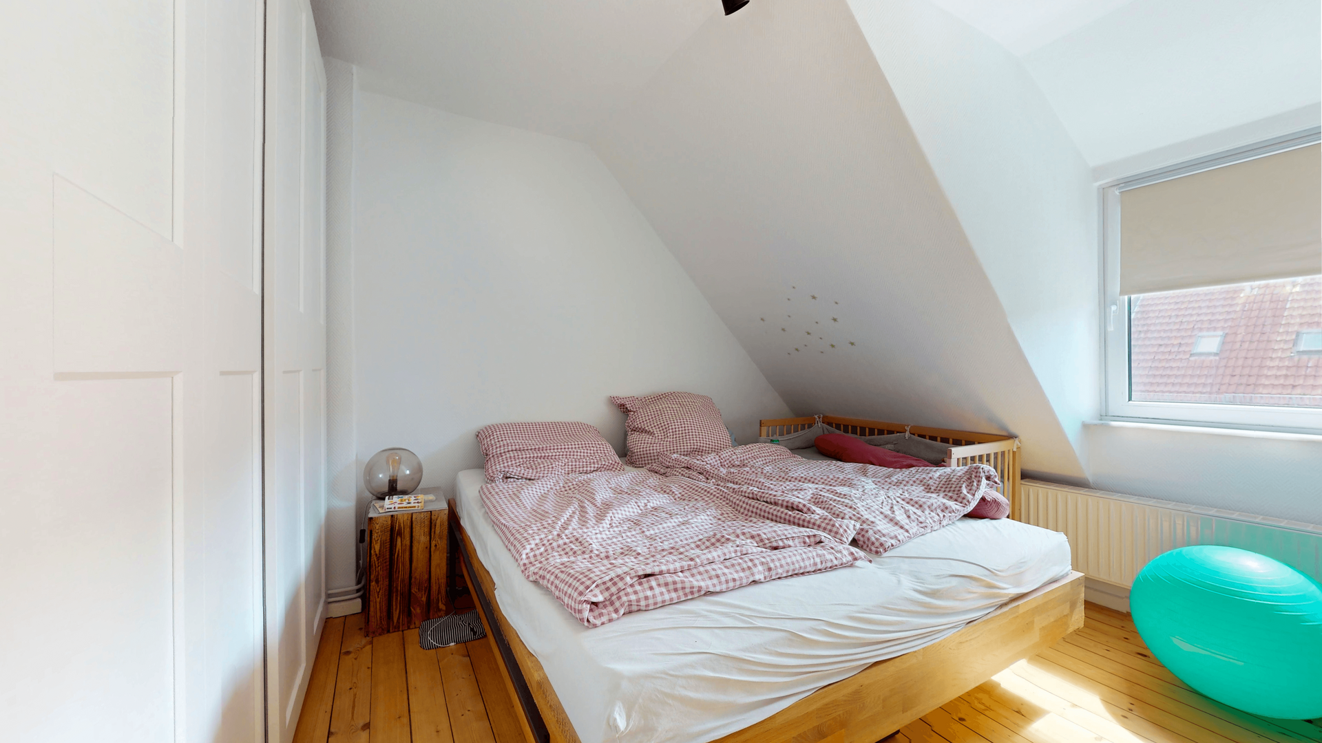 Findorff / Helle und geräumige 4-Zimmer Maisonette-Wohnung in toller Lage - Photo 2