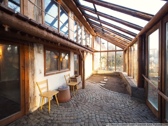 Historisches Bauernhaus auf gigantischem Grundstück in idyllischer Lage!