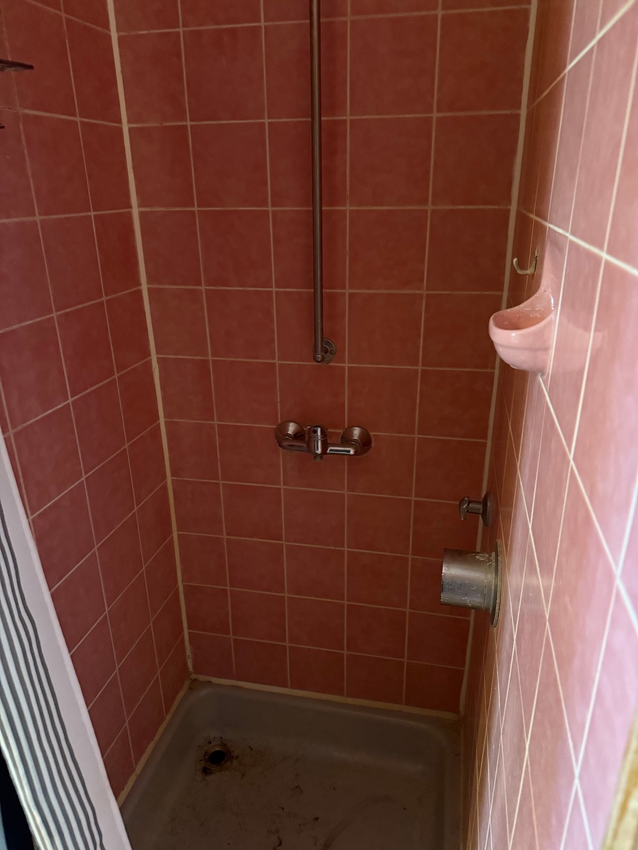 Wohn-und Geschäftshaus mit Entwicklungspotential in zentraler Lage von Großkarolinenfeld! – 83109 Großkarolinenfeld, 83109 Großkarolinenfeld – Vorschaubild 11