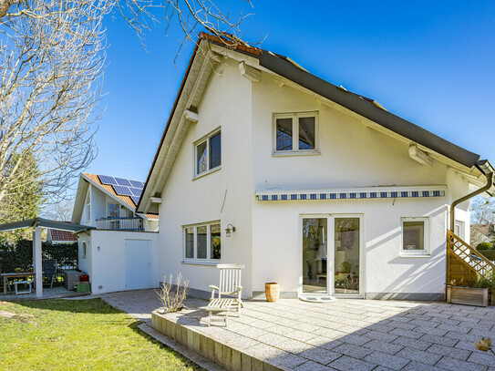 Phantastisches Einfamilienhaus mit Blick ins Grüne!