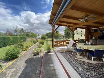 TRAUMHAFTER GARTEN MIT VIEL PLATZ