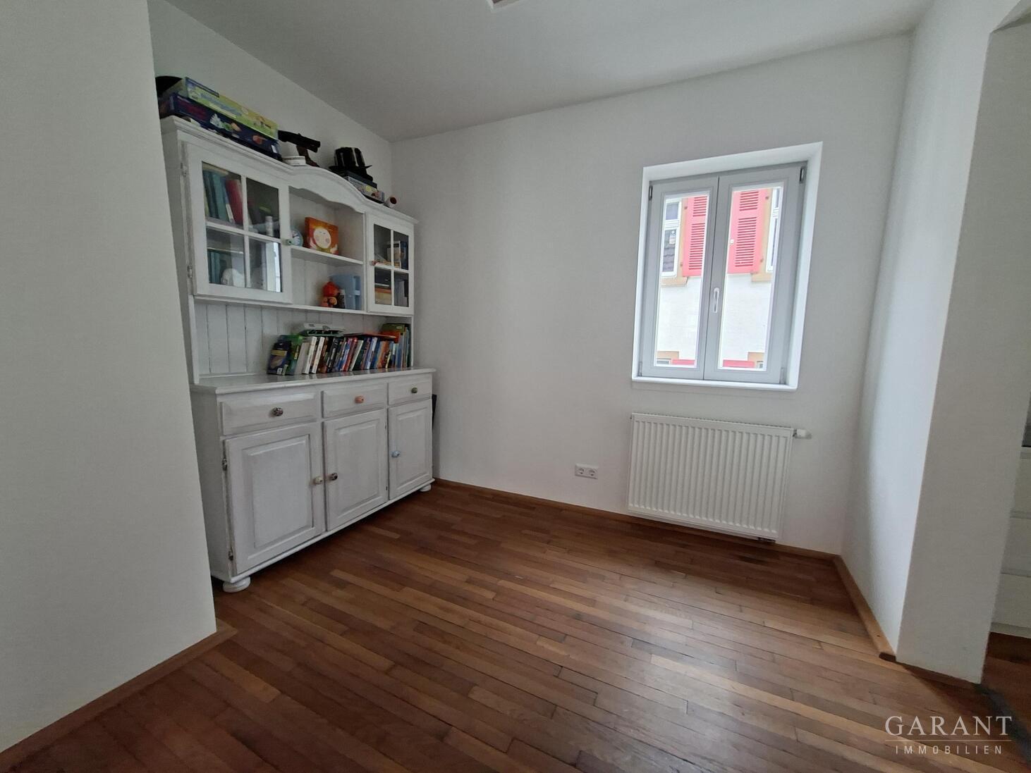 **WOW! Liebevoll und aufwändig saniertes Wohnhaus aus Baujahr 1834 in begehrter Wohnlage** – 69121 Heidelberg, 69121 Heidelberg – Vorschaubild 12