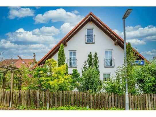 Jung & Kern Immobilien - Einfamilienhaus mit Einliegerwohnung in idyllischer Lage