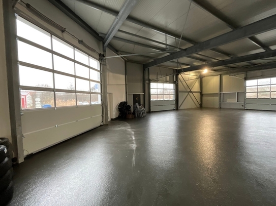 Moderne Gewerbehalle in Braunschweig - Ölper Kreuz