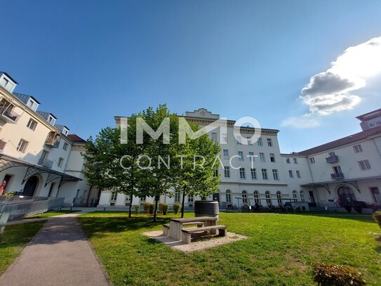 ** ab Mitte Oktober ** Elegante 3-Zi. Wohnung im Palais Zollamt zu vermieten