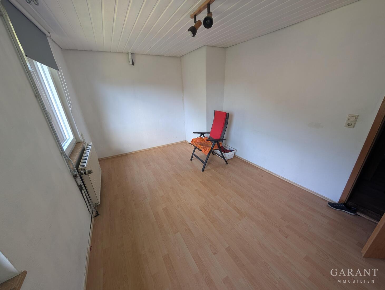 Weit draußen in Alleinlage! Schönes Einfamilienhaus in der Ursprünglichkeit der Natur von Gütenbach. – 78148 Gütenbach, 78148 Gütenbach – Vorschaubild 15