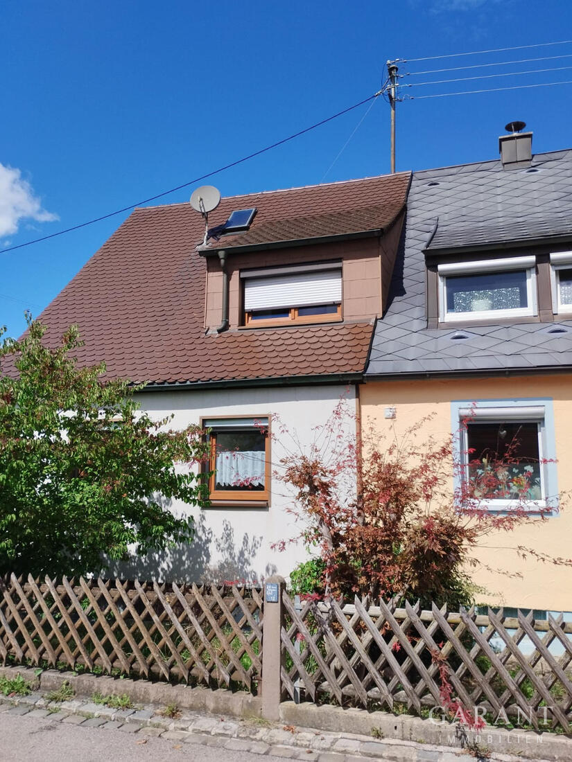 Charmante Doppelhaushälfte mit Garten, Werkstatt & Garage in Augsburg-Göggingen – 86199 Augsburg, 86199 Augsburg – Vorschaubild 4