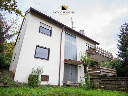 Kapitalanleger aufgepasst !Großzügig mit Garten, Terrasse und Garagen