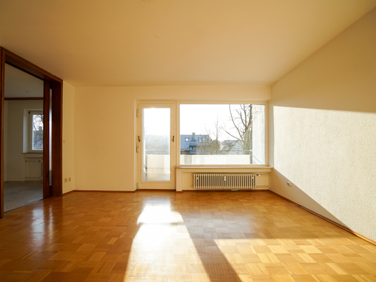 Sonnige 2-Zimmer-Wohnung mit Loggia in zentraler Lage