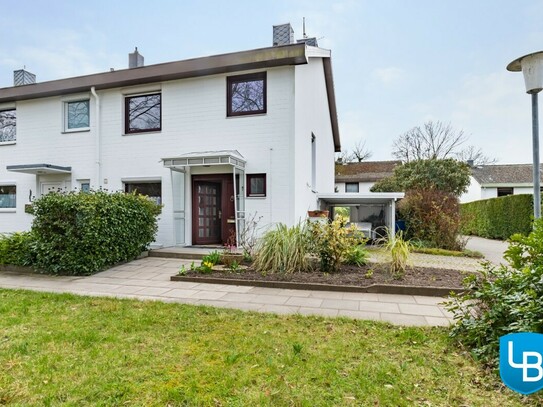 Traumhaftes Familiendomizil in Plön mit Carport, Garage und sonniger Terrasse