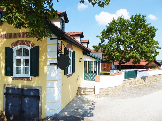 WUNDERSCHÖNES GASTHAUS MIT STADL & GARTEN