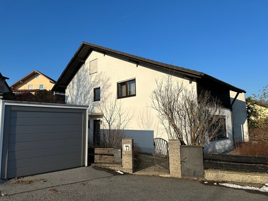 Passau-Grubweg: Sehr gepflegte Doppelhaushälfte