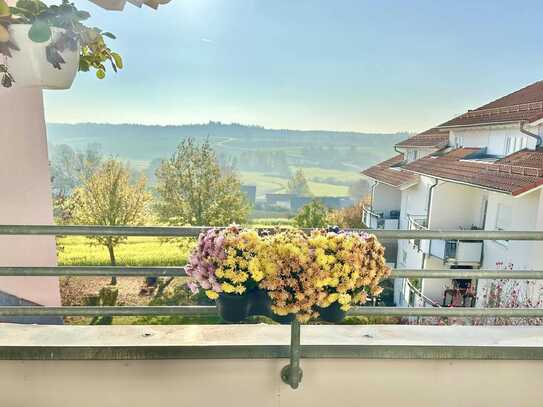 Helle 2-Zimmer Dachgeschoss-Wohnung mit herrlichem Ausblick in Bad Saulgau