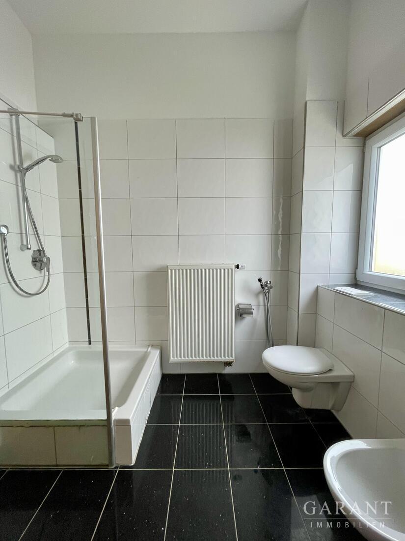 * Alle unter einem Dach * gemeinsames Wohnen mit eigener Privatsphäre! * – 88046 Friedrichshafen, 88046 Friedrichshafen – Vorschaubild 7
