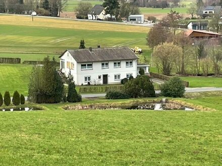 Einfamilienhaus mit Einliegerwohnung in landschaftlich reizvoller Alleinlage am Fuße des Wiehengebirges