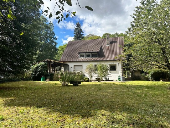 Einmalige Lage ! Stadtvilla mit tollem Gartengrundstück in Zentrumsnähe