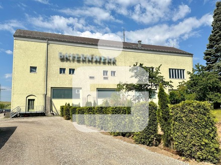 Gewerbeflächen / Büroflächen / Praxisflächen: ca. 700 bis 2100 m² zwischen Amberg und Kümmersbruck