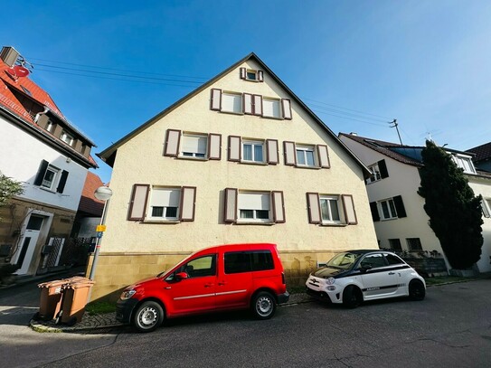 MEHRFAMILIENHAUS MIT SCHEUNE, GARAGE UND DOPPELGARAGE