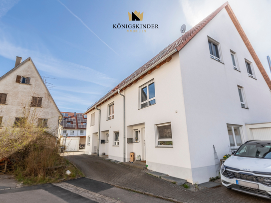 Modernes Reihenmittelhaus mit Garten, Garage & Carport – viel Platz für die Familie in Herrenberg-Gültstein