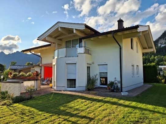 Moderne Villa in beliebter, ruhiger Toplage