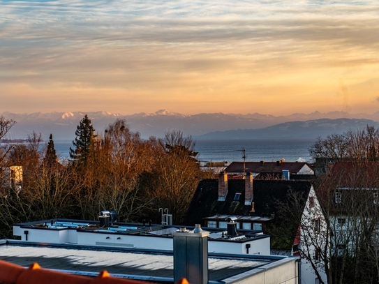 Friedrichshafen - Unverbaubarer Blick auf den See und in die Alpen! Maisonette-Whg. mit Dachgarten..