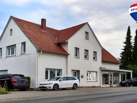 Gepflegtes Wohn- und Geschäftshaus mit Gewerbeeinheit und 2 Wohneinheiten in Bielefeld-Altenhagen!