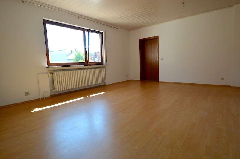Falanga Immobilien - 1-2 Fam.Hs. mit vielfältigen Möglichkeiten & tollem Hof-/Gartenbereich in Bud. – 55257 Budenheim, 55257 Budenheim – Vorschaubild 5