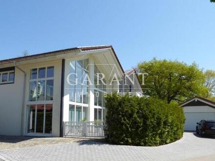 Exklusives Architektenhaus in wunderschöner Aussichtslage!