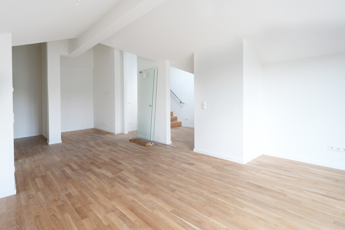                                                               *Neubau-Erstbezug! Außergewöhnliche 2-Zi.-DG-Wohnung mit Balkon und TG-Stellpla…                                                       in Feldmoching (München)