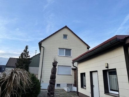 Ein- oder Zweifamilienhaus in Mitterteich