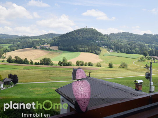 Landidylle für die Großfamilie mit Ausblick zur Ruine Waxenberg