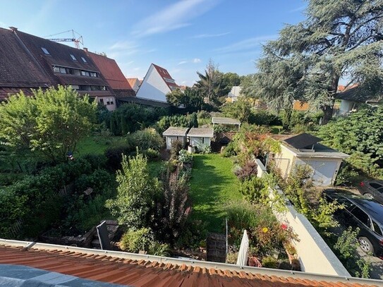 Denkmal geschützte stilvolle 3 Zimmer-Wohnung mit ausgebauter Scheune in Mannheim-Seckenheim.