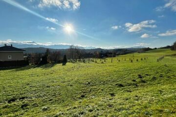 Velden - Köstenberg: Besonderes Panorama-Baugrundstück in sonniger Lage über der Nebelgrenze, 792 m ü.d.A.