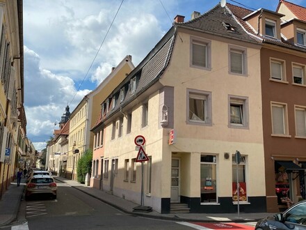 Wohn- und Geschäftshaus im Herzen von Landau