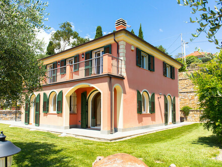 Villa Ligurien mit Meerblick