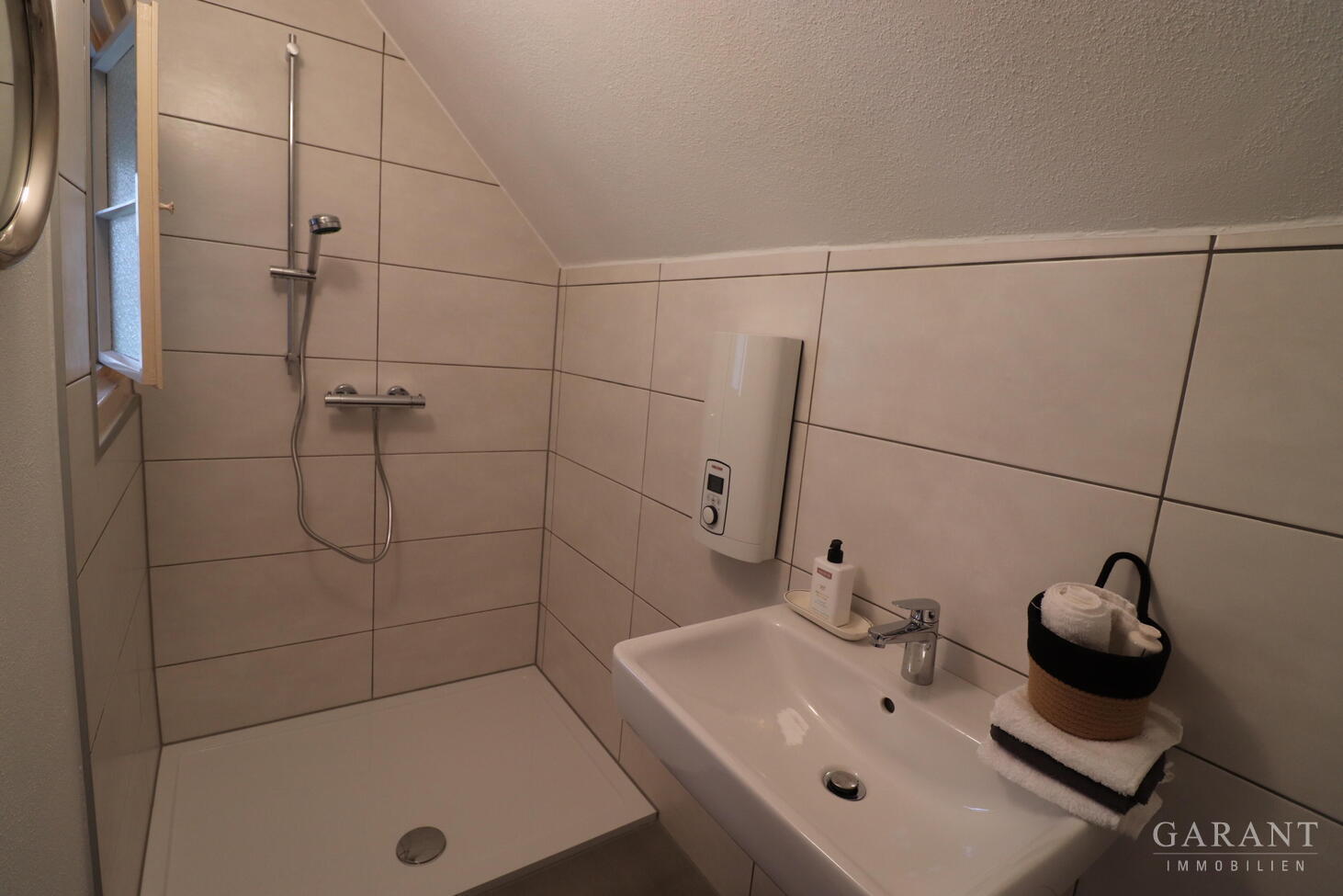 ***Einfamilienhaus mit großem Garten und Garage *** – 35781 Weilburg, 35781 Weilburg – Vorschaubild 16