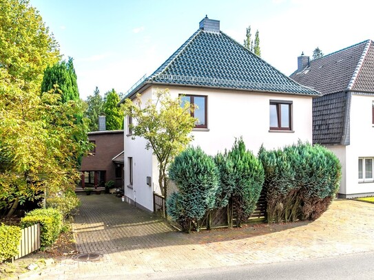 Zweifamilienhaus im Landschaftsschutzgebiet am Stadtrand von Oldenburg