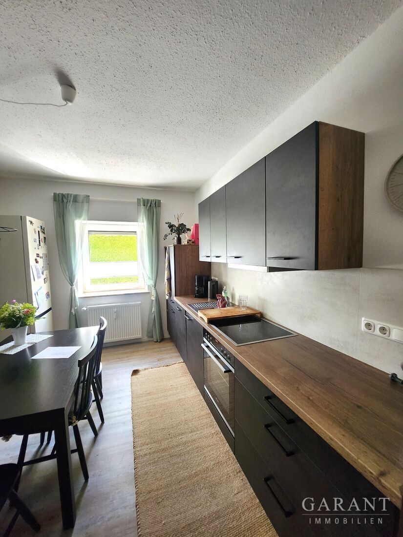 Kapitalanlage mit Top-Rendite: Saniertes Mehrfamilienhaus in ruhiger Lage von Wegscheid! – 94110 Wegscheid, 94110 Wegscheid – Vorschaubild 2