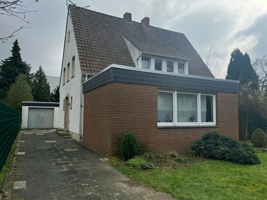 Praktisches Zweifamilienhaus am Ortseingang von Dissen