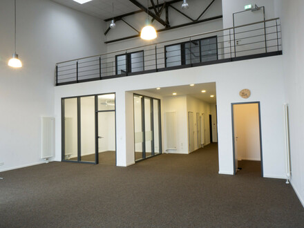 Einzigartiges Loft mit modernem Design und urbanem Flair im Schuppen 1