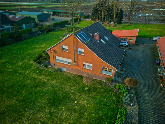 Einfamilienhaus auf ca. 3500 qm Grundstück in Edewecht-Husbäke
