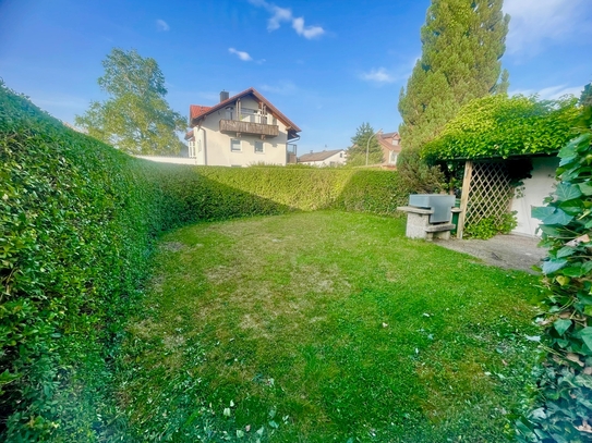 Mit großem Balkon und 87 m² eigenem Garten in ruhiger und guter Lage!