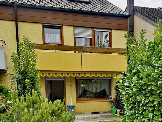 Reihenmittelhaus mit Garten und Garage in Tamm zu verkaufen