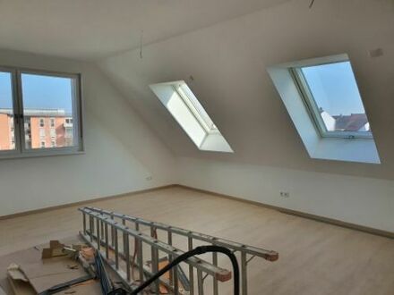 3-Zimmer-Maisonette-Wohnung mit Balkon und Galerie sowie Dachterrasse in 97526 Sennfeld / Schweinfurt (ID 1463)