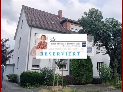 RESERVIERT Großes Zweifamilienhaus